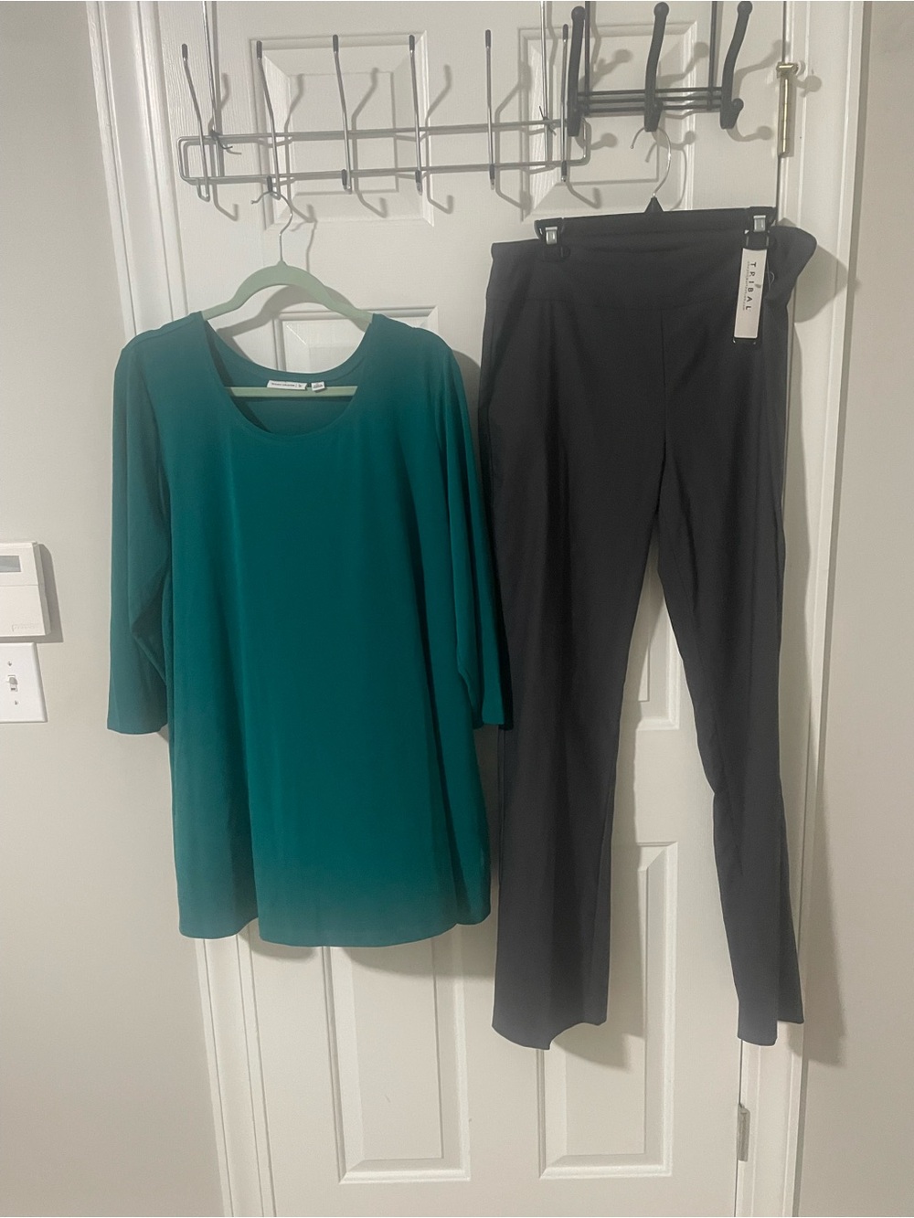 Teal Women's Tunic Top and new gray tribal sz14 Pants Sets